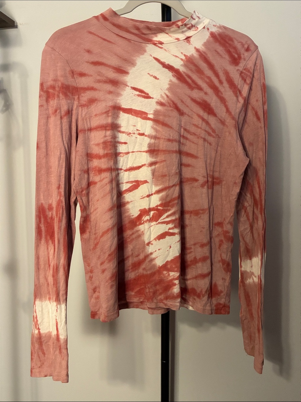 Project Social T mock neck long sleeves tie dye top pink large